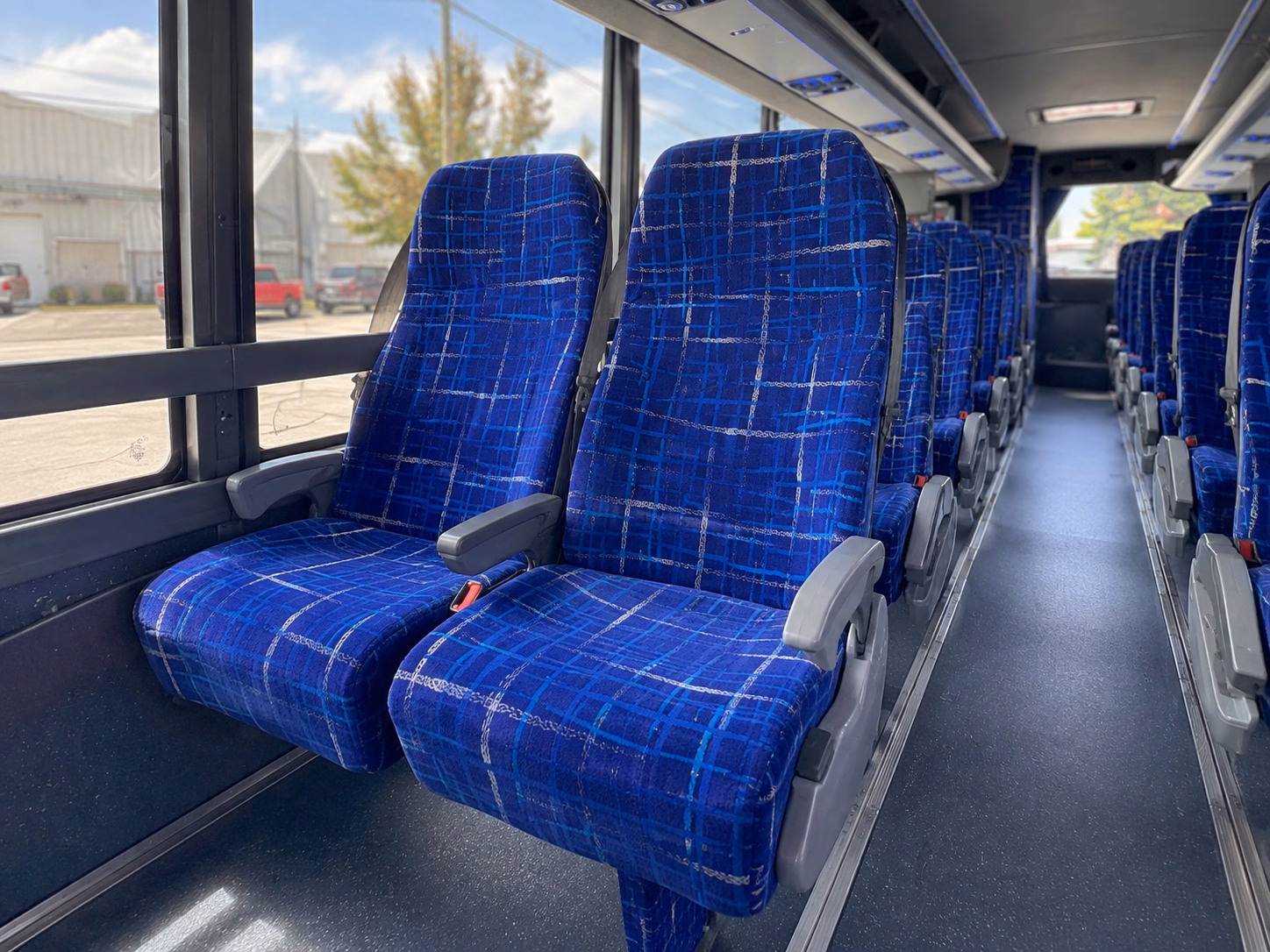charter buses for corporate and club wine tours in the capital region