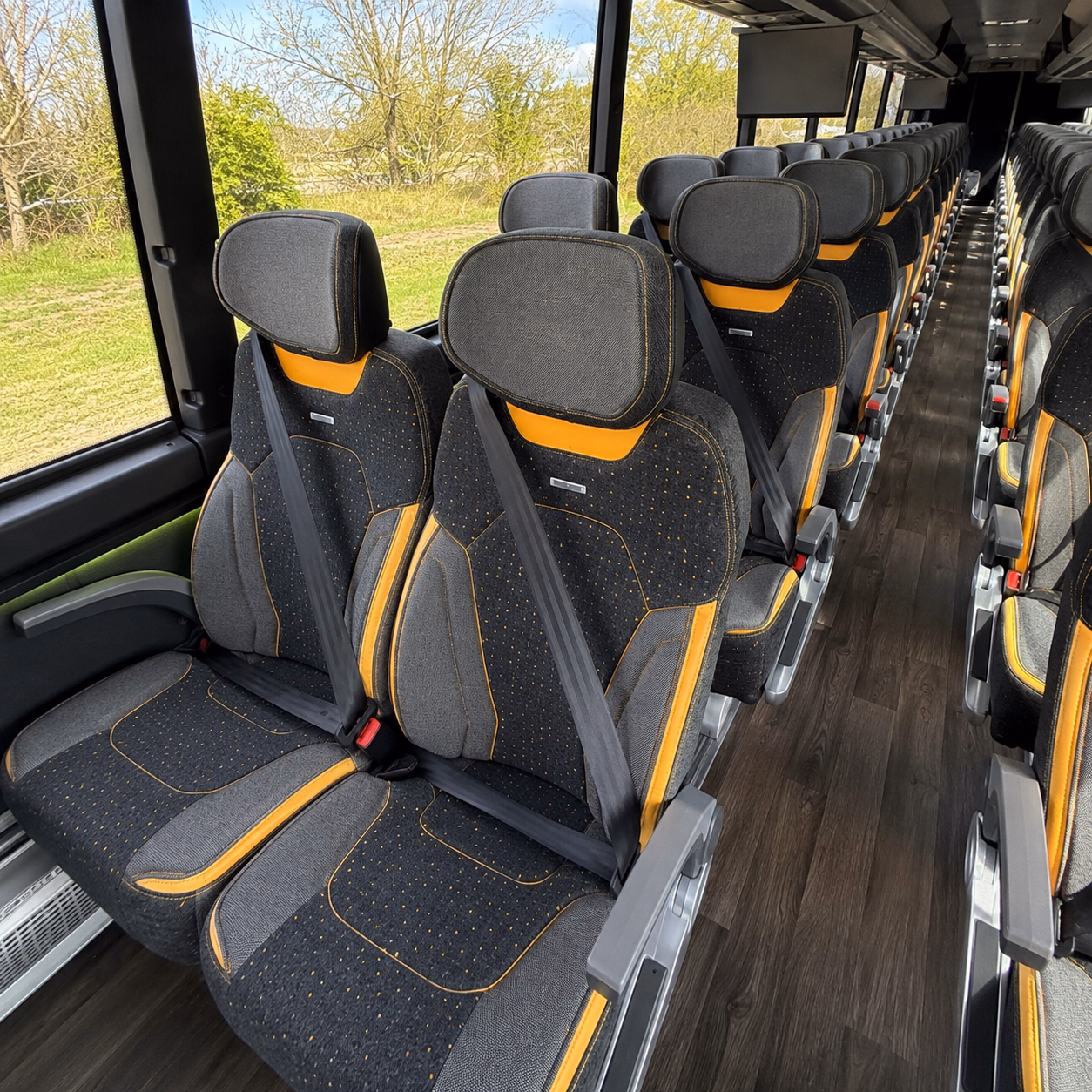 charter buses to the new york state museum and empire state plaza