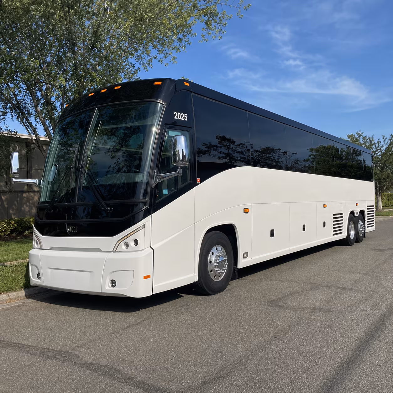 no better way to get your group to saratoga springs for racing season